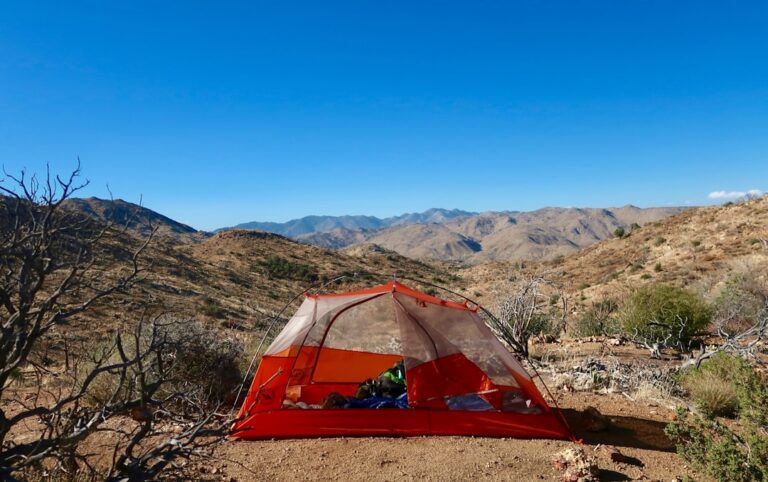 Top 10 Must-Have Items for Every Hiker’s Pack